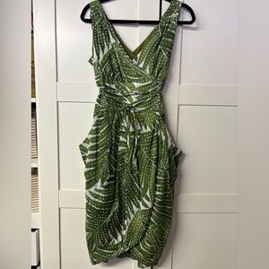 Bill Blass Green Leaf Print Women's Dress